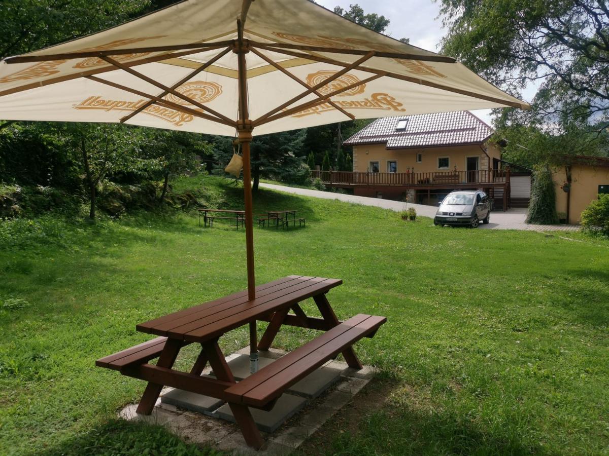 Apartamento Privát Adriana Kremnica Exterior foto