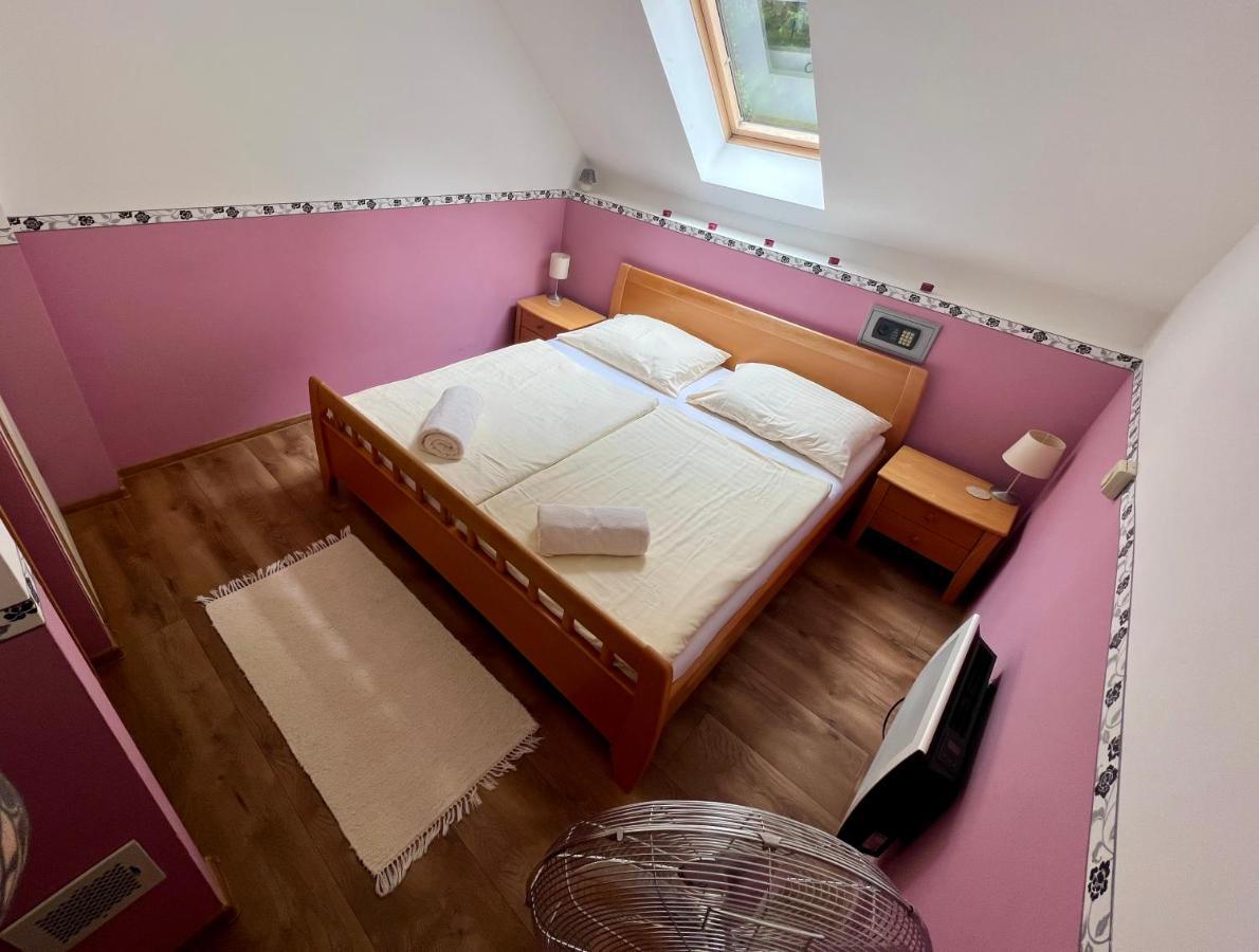 Apartamento Privát Adriana Kremnica Exterior foto