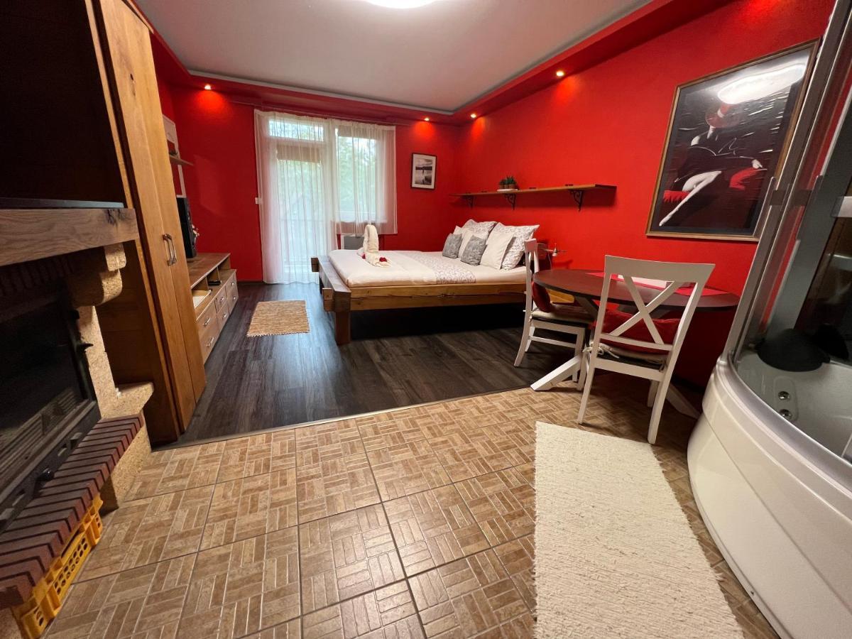 Apartamento Privát Adriana Kremnica Exterior foto